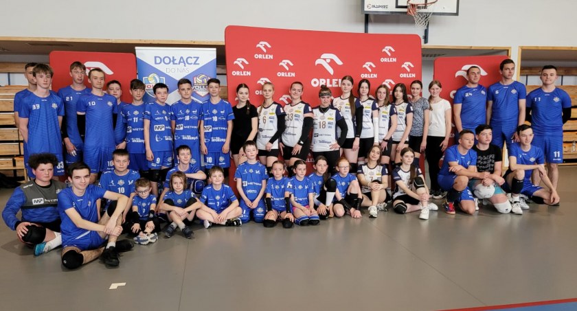 Na zdjęciu siatkarze Volley Radomsko
