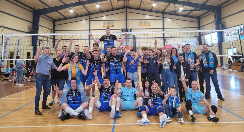 Na zdjęciu siatkarze Volley Radomsko