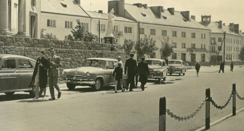 Na zdjęciu centrum Radomska, lata 50. Fot. Jakub Lechowski