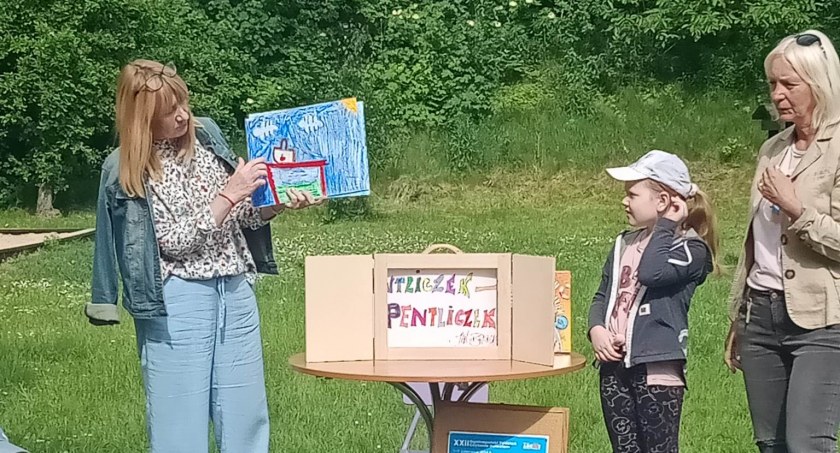 Na zdjęciu spotkanie w PP nr 1, fot. Facebook/MBP Radomsko