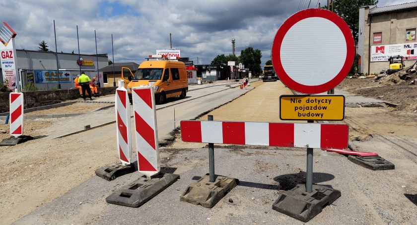 Na zdjęciu remontowana ulica Krasickiego