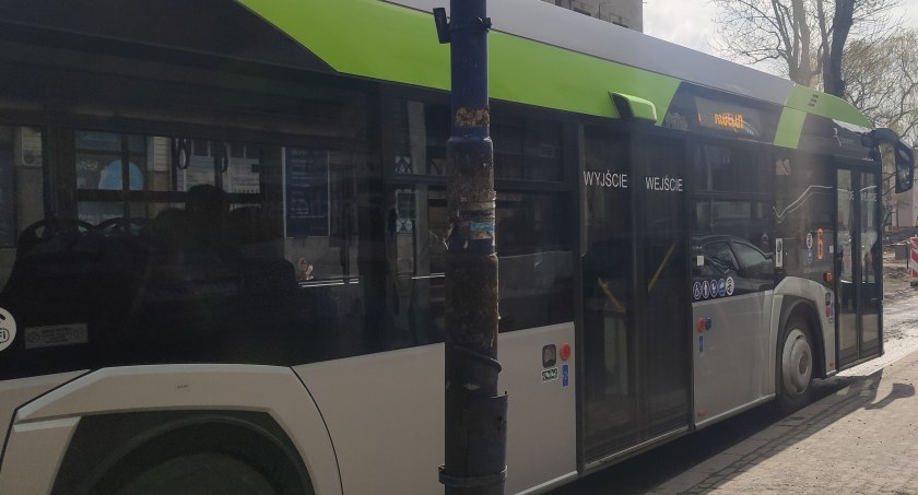 Na zdjęciu autobus MPK