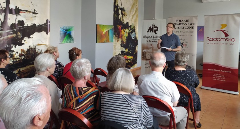Na zdjęciu promocja wydawnictwa w galerii muzeum, fot. Facebook/Muzeum Regionalne