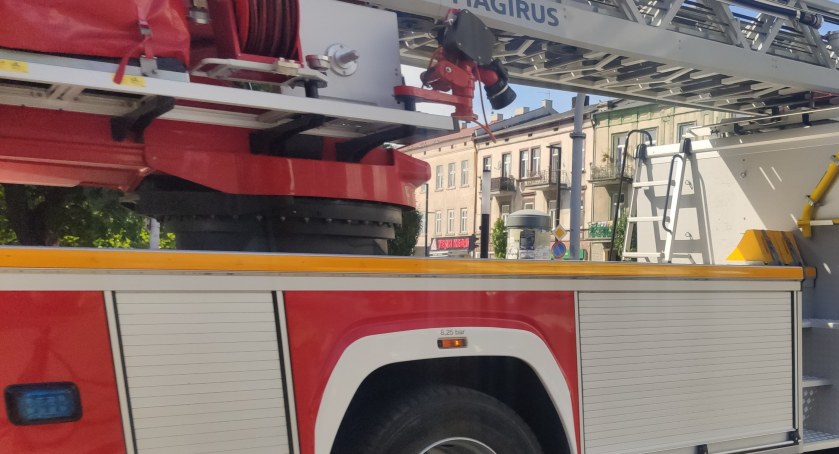 Na zdjęciu wóz straży pożarnej