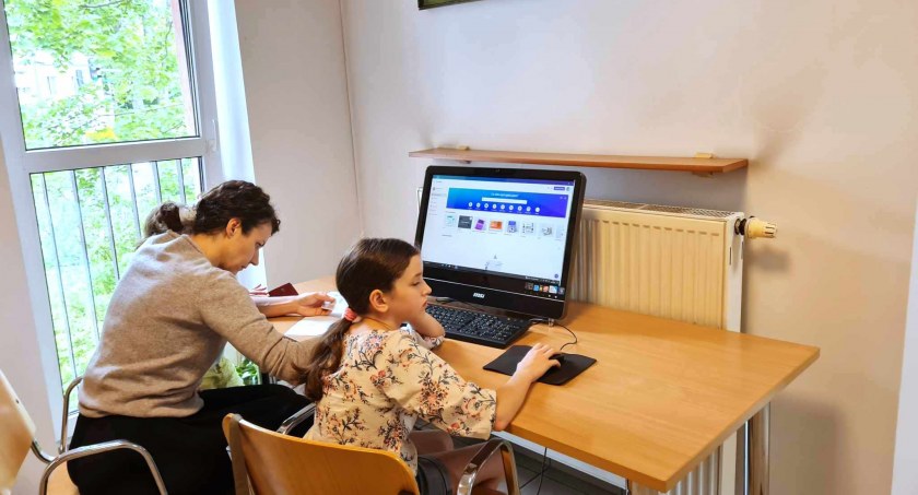 Na zdjęciu uczestnicy zajęć fot. Facebook/Miejska Biblioteka Publiczna