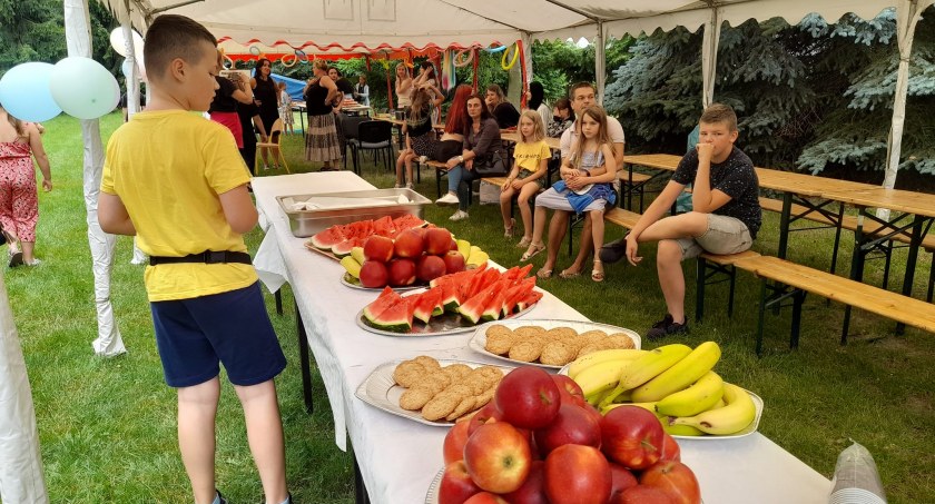 Na zdjęciu uczestnicy pikniku fot. Facebook/Radomsko Miasto Otwarte