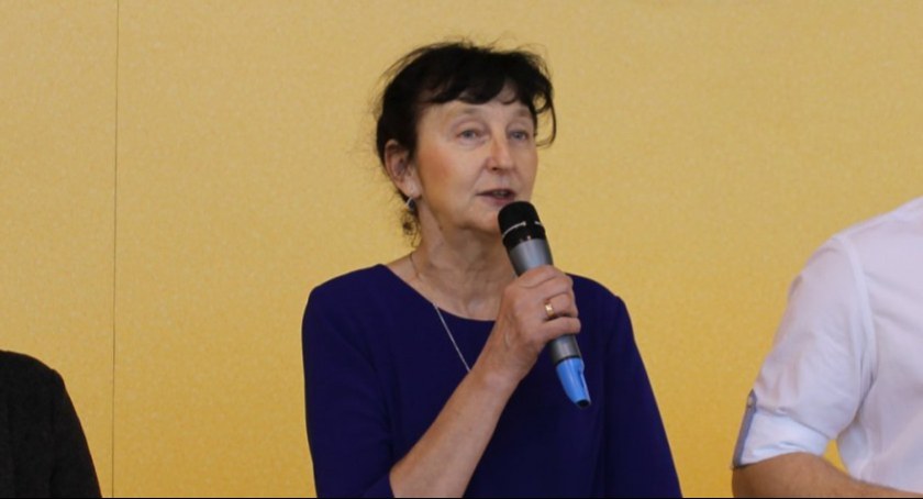 Na zdjęciu Wiesława Janosik, burmistrz Przedborza