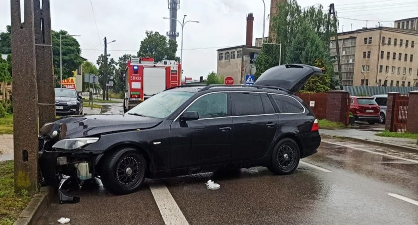 Zdjęcie wypadku na ulicy Sucharskiego /fot. KPP w Radomsku