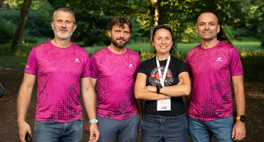 Na zdjęciu członkowie Ultra Radomsko, Piotr Kuśmierczyk, Paweł Cieślik, Aneta Mikulska i Marcin Parada, fot. Facebook