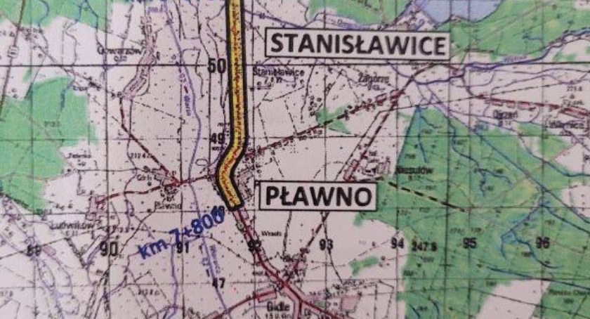 Na zdjęciu remontowany odcinek drogi