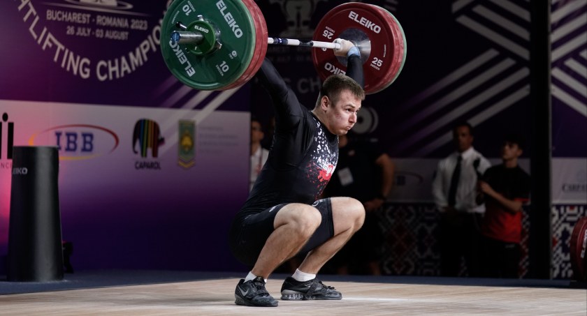 Na zdjęciu Patryk Barański, fot. Polski Związek Podnoszenia Ciężarów