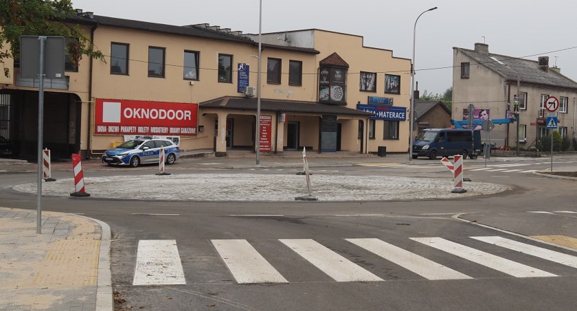 Na zdjęciu nowe rondo, ul. Krasickickiego