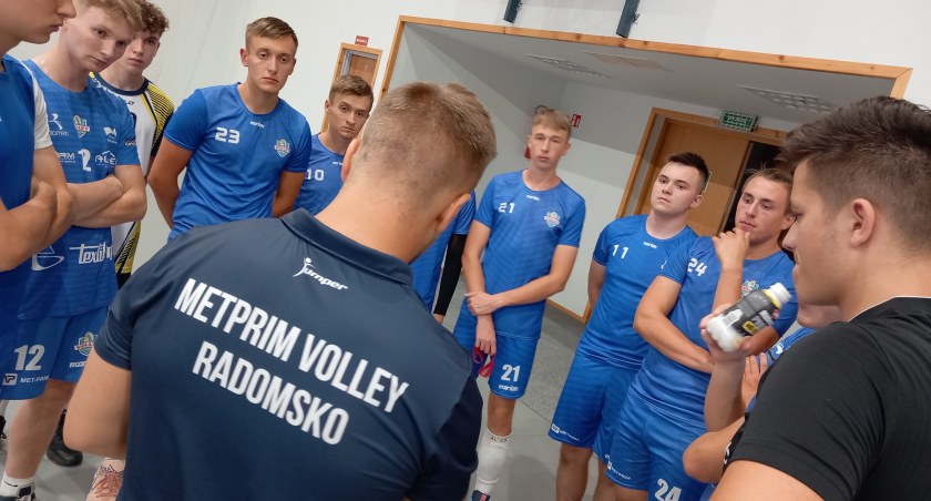 Na zdjęciu: Siatkarze już trenują
