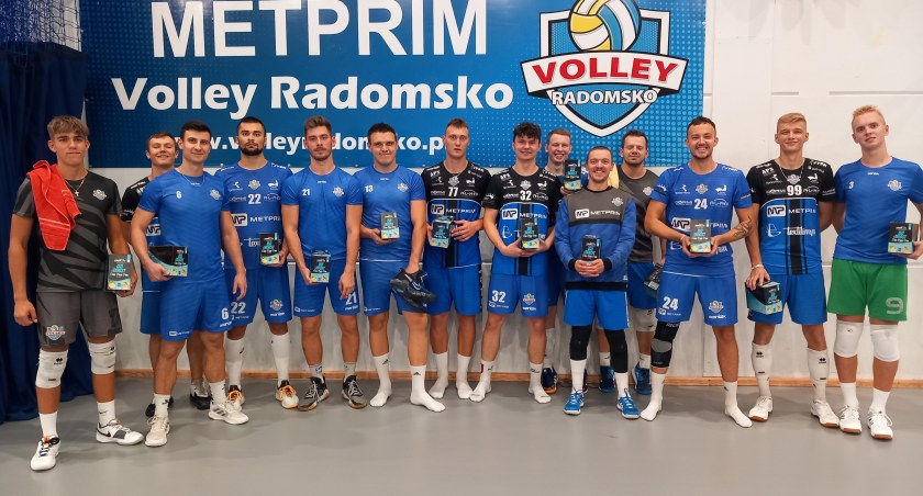 Na zdjęciu radomszczańscy siatkarze
