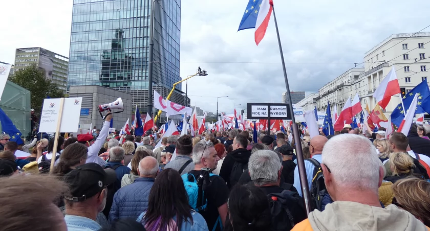 Na zdjęciu Marsz w Warszawie, niedziela 1 października