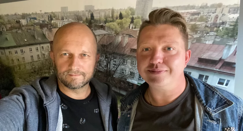 Na zdjęciu Andrzej Andrysiak z Gazety Radomszczańskiej i Paweł Aulich ze Spot Radomsko