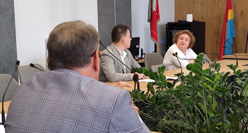 Na zdjęciu pierwsza z prawej Anna Mirowska-Kaczmarek, mieszkanka ulicy Dalekiej