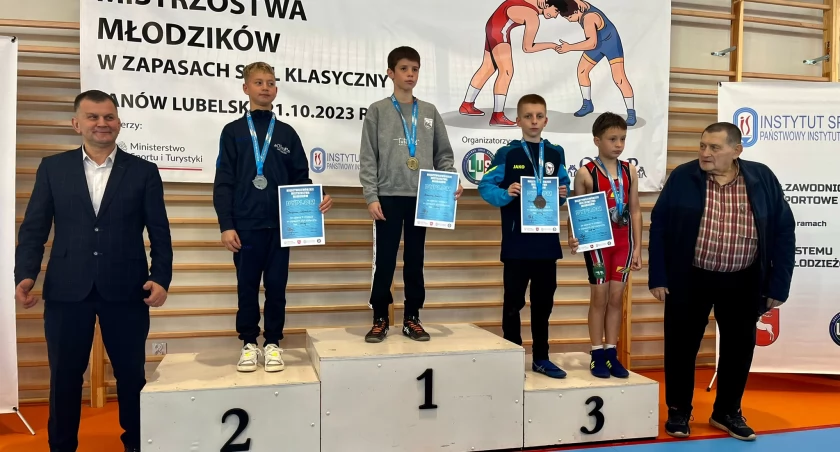 Na zdjęciu: Nasi zapaśnicy stawali na podium