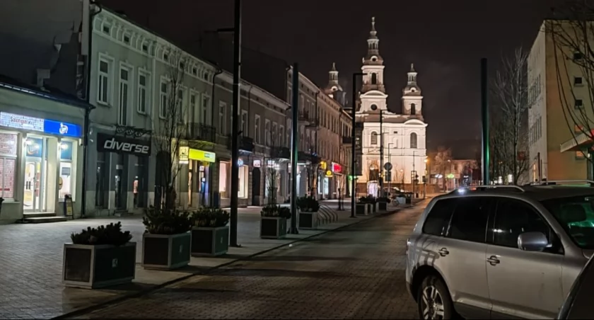 Na zdjęciu centrum Radomska, ul. Reymonta
