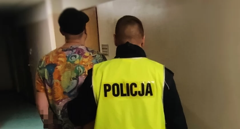 Na zdjęciu zatrzymany mężczyzna, fot. KPP Radomsko