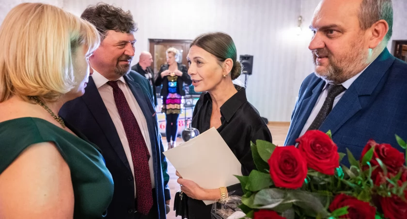 Na zdjęciu lekarze psychiatrzy, dr n. med. Sławomir Adam Wolniak, prezes Wolmed Sp. z o.o. oraz dr Joanna Wysogląd-Wolniak, wiceprezes.