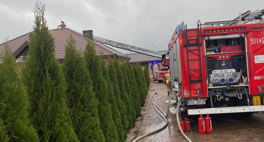 Na zdjęciu akcja gaśnicza, fot. Facebook/OSP Kodrąb
