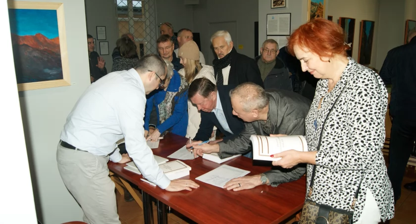 Na zdjęciu uczestnicy promocji, fot. Archiwum PTH