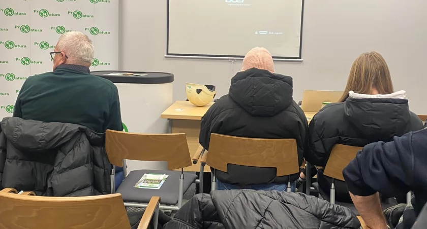 Na zdjęciu delegacja z Radomska w spalarni odpadów w Bydgoszczy