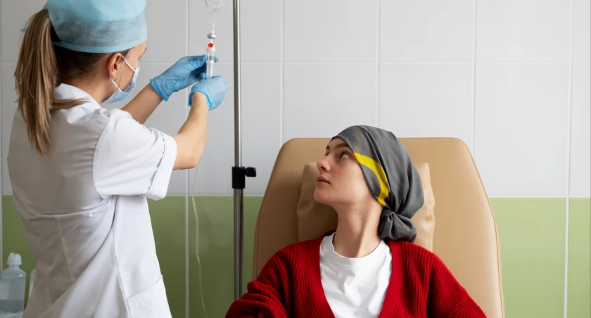 Na zdjęciu: Przybywa skierowań na tzw. szybką ścieżkę diagnostyczną. Fot. Freepik