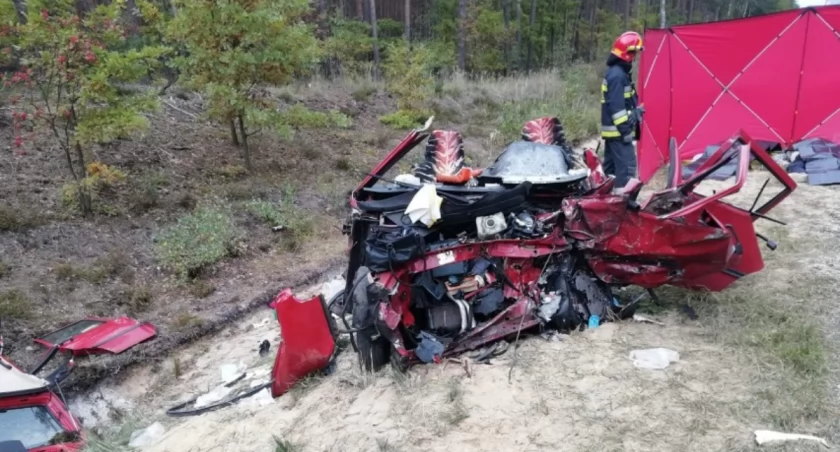 Na zdjęciu całkowicie zniszczone uno, fot. KPP Radomsko