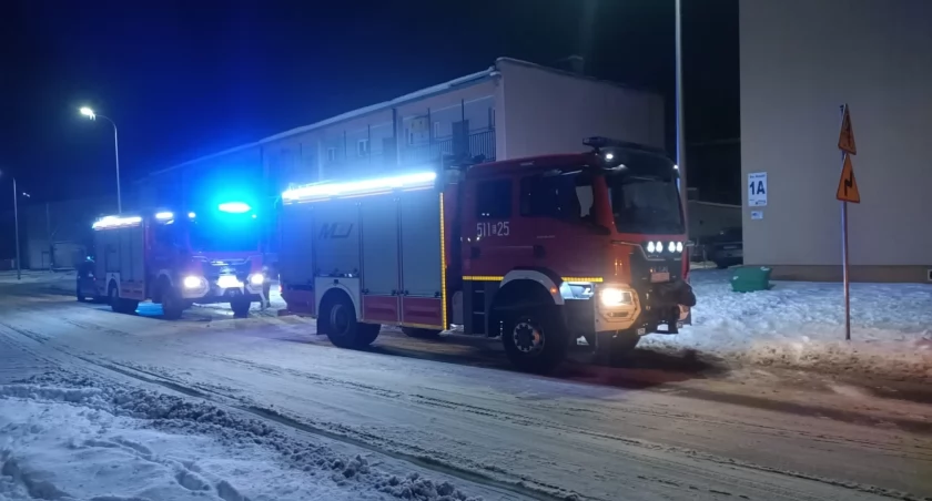 Na zdjęciu strażacy na miejsce akcji, fot. KP PSP Radomsko 