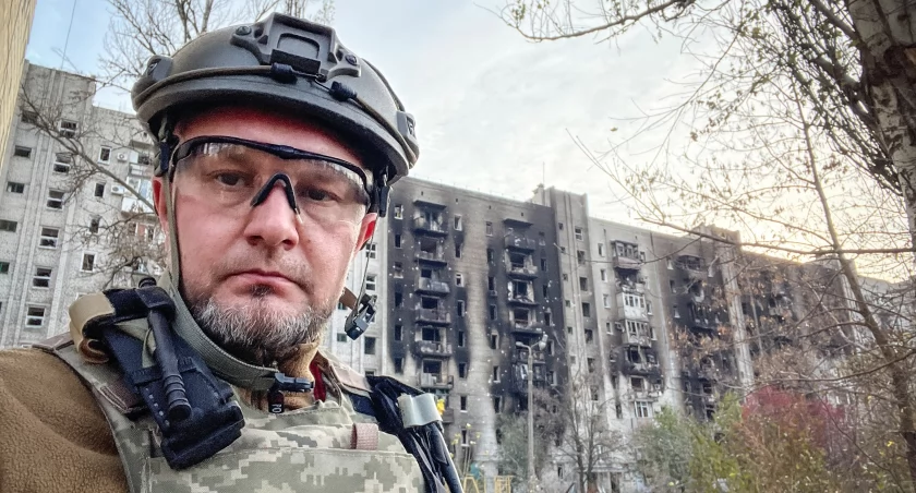Na zdjęciu: Piotr Kaszuwara do Ukrainy jeździ od 2016