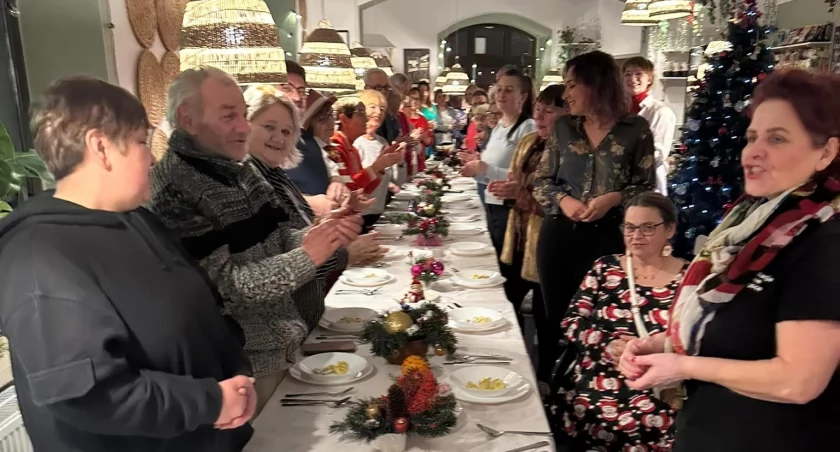 Na zdjęciu wigilia fundacji 
