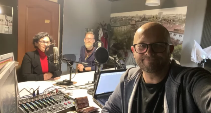 Na zdjęciu Anna Rumocka, Janusz Kucharski, Andrzej Andrysiak