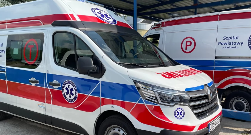 Na zdjęciu karetki radomszczańskiego pogotowia ratunkowego
