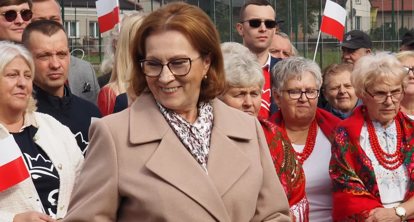 Na zdjęciu Anna Milczanowska na spotkaniu wyborczym w Strzałkowie, październik 2023