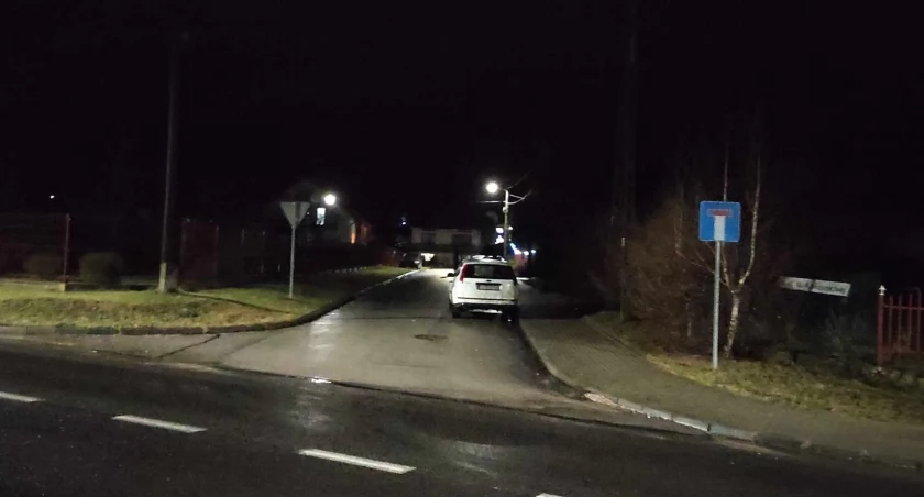Na zdjęciu samochody uczestniczące w kolizji, fot. Czytelnik
