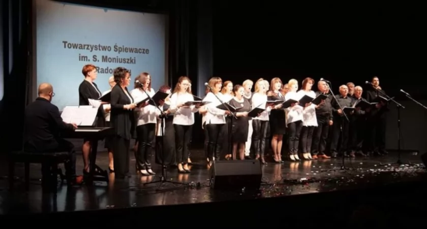 Na zdjęciu chór Moniuszkowców