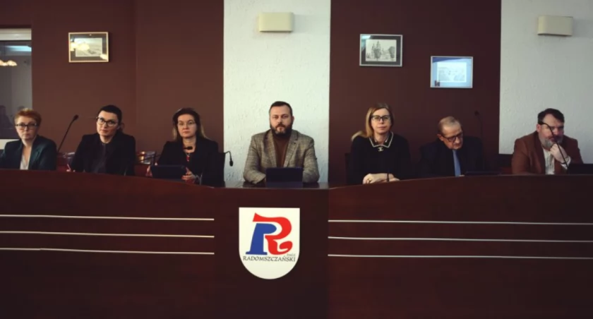 Na zdjęciu Rada Powiatu fot. strona starostwa powiatowego w Radomsku