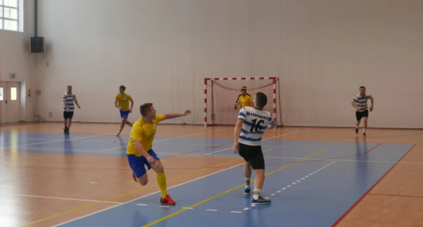 Na zdjęciu jeden z pierwszych meczów