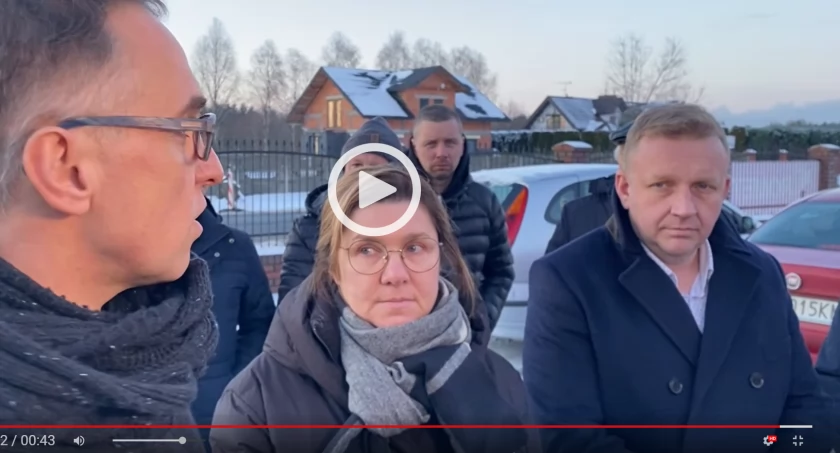 Na zdjęciu mieszkańcy Narutowicza z radnymi Koalicji Obywatelskiej podczas konferencji
