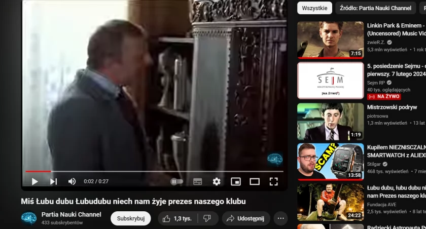 Na zdjęciu kadr komedii Miś, zrzut ekranu