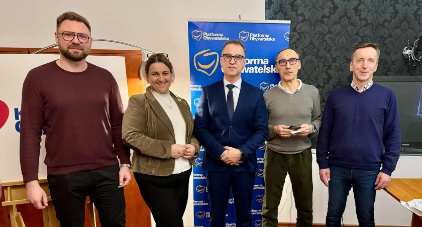 Na zdjęciu: Piotr Lisowski, Justyna Siewior-Starczyk, Rafał Dębski, Waldemar Nita i paweł Pichit, fot. Facebook