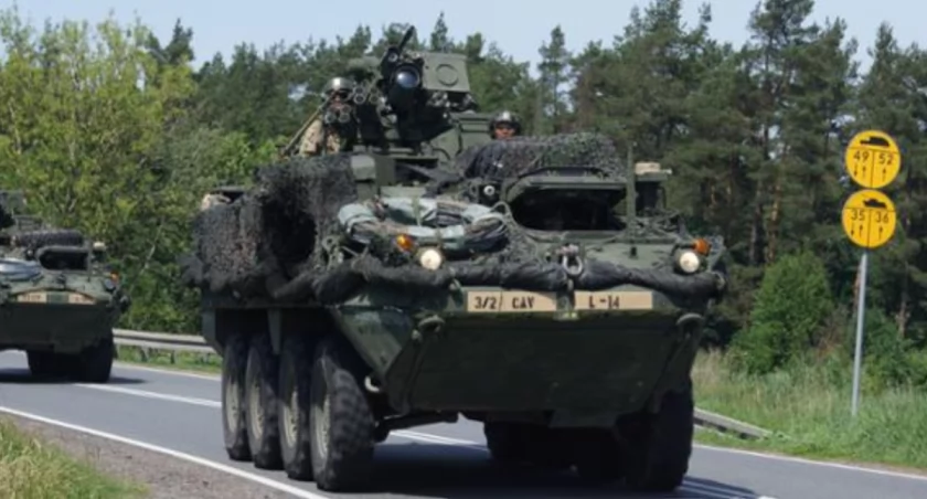 Na zdjęciu pojazd wojskowy, fot. Starostwo Powiatowe w Radomsku