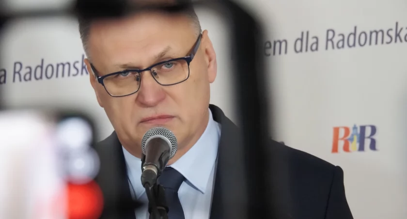 Na zdjęciu: Jarosław Ferenc ogłasza, że wystartuje w wyborach po raz kolejny