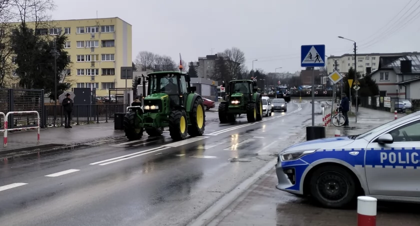 Na zdjęciu: Rolnicy protestujący w Radomsku