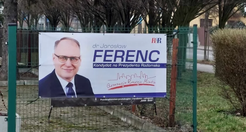 Na zdjęciu banner wyborczy