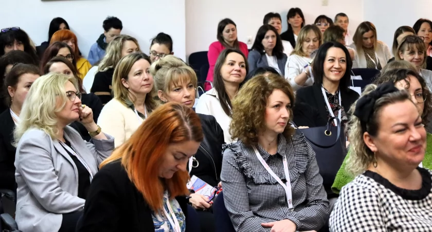 Na zdjęciu nauczyciele, którzy wzięli udział w konferencji, fot. Facebook/UM Radomsko