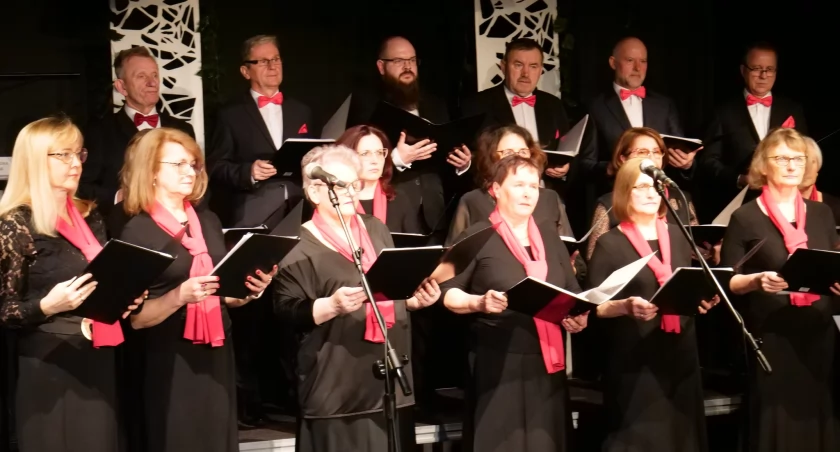Na zdjęciu chórzyści Cantabile w MDK, fot. Facebook/MDK Radomsko