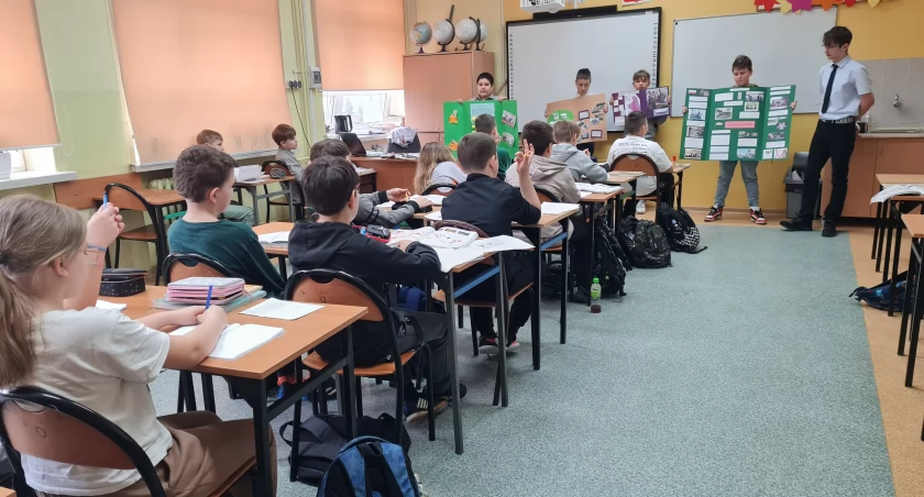 Na zdjęciu uczniowie, którzy wzięli udział w akcji
